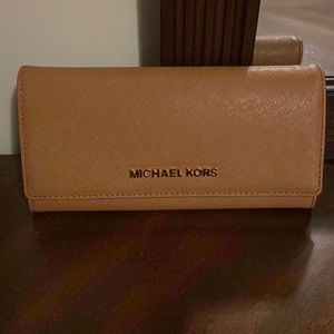 Michael Kors Tri Leather Tri Fold Wallet